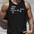 Maths Nerd Root 2 Geeks Tank Top Geschenke für Ihn