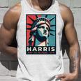 Kamala Harris 2024 Freiheitsstatue Repräsentiert Freiheit 2024 Tank Top Geschenke für Ihn