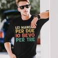 Lei Mangia Per Due Io Bevo Per Tre Marito Futuro Papà Maglietta a maniche lunghe Regalos para él