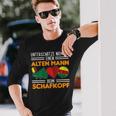 Unterschätze Niemals Einen Alten Mann Beim Schafkopf Langarmshirts Geschenke für Ihn