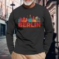Donna Capitale Della Germania Berlino Con Attrazioni Con Collo A Maglietta a maniche lunghe Regalos para ancianos