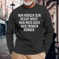 Frau Nur Hübsch Sein Reicht Nicht Man Muss Auch Bier Trinken Langarmshirts Geschenke für alte Männer