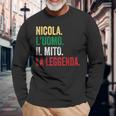 Nicola L'uomo Il Mito La Leggenda Regalo Per Nicola Maglietta a maniche lunghe Regalos para ancianos