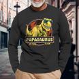 Papa Papasaurus Dad T-Rex Dinosauro Compleanno Corrispondenza Maglietta a maniche lunghe Regalos para ancianos