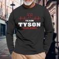 Team Tyson Membro Aita Proud Family Cognome Tyson Maglietta a maniche lunghe Regalos para ancianos