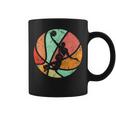 Retro Basketball Player Dunk Silhouette Tassen