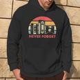 Never Forget Cool Retro Floppy Diskhs And Cassette Tapes Kapuzenpullover Lebensstil