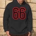 Maglia Numero 66 Rosso Nero Sport Compleanno Numero Fortunato 66 Felpa con cappuccio Estilo de vida