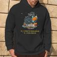 In A World Full Of Bookworms Be A Book Dragon Kapuzenpullover Lebensstil