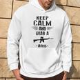 Mantén La Calma Y Agarra Un Rifle De Asalto Ar 15 Sudadera Estilo de vida