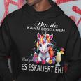 With Unicorn Bin Da Kann Losgehen Und Ja Es Escaliert Eh Kapuzenpullover Lustige Geschenke