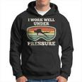 Ich Arbeite Gut Unter Druck I Work Well Under Pressure Kapuzenpullover