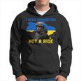 President Zelensky I Need Ammunition Not A Ride Ukraine Flag Felpa con cappuccio