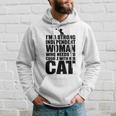 Sono Una Donna Forte E Indipendente Che Ha Bisogno Di Coccolarsi Con Il Gatto Felpa con cappuccio Regalos para él
