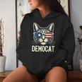 Donna Democat Senza Figli Cat Lady Elezioni Divertenti 2024 Con Collo A Felpa con cappuccio da donna Regalos para ella