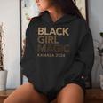 Donna Kamala Harris 2024 Girl Magia Con Melanina Con Collo A Felpa con cappuccio da donna Regalos para ella