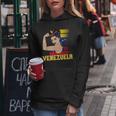 Ragazzaenezuelana Ragazzaenezuelana Chicaenezolana Felpa con cappuccio da donna Regalos divertidos