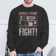 Bomba De Puño De Donald Trump Luchamos Contra La Bandera Estadounidense Trump 2024 Camisa de entrenamiento Regalos para ancianos
