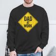Con Scritta In Inglese Dad At Work Warning Boyfriend Father's Day Felpa Regalos para ancianos