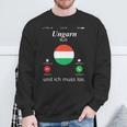 With Hungary Ruft Und Ich Muss Los Hungary Flag Sweatshirt Geschenke für alte Männer