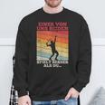 Tennis Einon Uns Beiden Spielt Besser Als Du Sweatshirt Geschenke für alte Männer