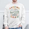 Camping Crew 2024 Familienpassender Sommertrip Camp Retro Sweatshirt Geschenke für alte Männer