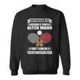 Unterschätze Niemals Einen Alten Mann Table Tennis Sweatshirt