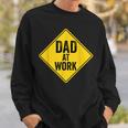 Con Scritta In Inglese Dad At Work Warning Boyfriend Father's Day Felpa Regalos para él