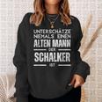 Unterschätze Niemals Einen Alten Mann Schalker Sweatshirt Geschenke für Sie