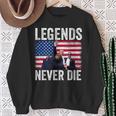 Trump Legends Never Die Trump Assassination Red Sweatshirt Geschenke für alte Frauen