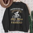 Underschatz Niemals Einen Old Mann Mit Einem Cycling Sweatshirt Geschenke für alte Frauen