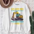 Children's Aus Dem Weg Hier Kommt Ein Kindergartenkind Digger Sweatshirt Geschenke für alte Frauen