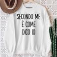 Donna Secondo Me È Come Dico Io Divertente E Simpatica Frase Con Collo A Felpa Regalos para ancianas