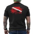 Diver Flag Diving Underwater T-Shirt mit Rückendruck