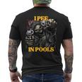 I Pee In Pools Cringe Hard Skeleton Meme T-Shirt mit Rückendruck