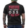 Regalo Operatore Socio-Sanitario Oss Reparto Ospedaliero T-shirt da uomo con stampa posteriore