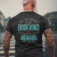 Dorfkind Lege Dich Niemals Mit Einem Dorfkind An T-Shirt mit Rückendruck Geschenke für alte Männer