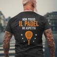 Padel Mi Aspetta Divertente Giocatore Paddle Racchetta T-shirt da uomo con stampa posteriore Regalos para ancianos