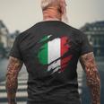 Proud Italian Italia Ripped Italian Flag T-Shirt mit Rückendruck Geschenke für alte Männer