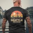 Seattle Grungeintage Skyline T-Shirt mit Rückendruck Geschenke für alte Männer