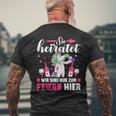 Sie Heiratet Wir Sind Nur Zum Feiern Hier Team T-Shirt mit Rückendruck Geschenke für alte Männer