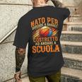 Cestista Bambino Regalo Basket Nato Per Giocare A Basket T-shirt da uomo con stampa posteriore Regalos para él