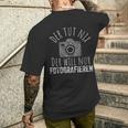 Der Tut Nix Will Nur Fotografieren Fotografie Fotograf German T-Shirt mit Rückendruck Geschenke für Ihn