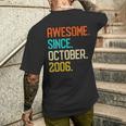 Donna Awesome Since October 2006 Retrointage 14Th Birthday Con Collo A T-shirt da uomo con stampa posteriore Regalos para él