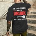 Gut In Darts Alkoholische Person T-Shirt mit Rückendruck Geschenke für Ihn