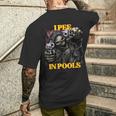 I Pee In Pools Cringe Hard Skeleton Meme T-Shirt mit Rückendruck Geschenke für Ihn