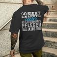 Pfleger So Ssieht Ein Richtig Cooler Healing Training Care T-Shirt mit Rückendruck Geschenke für Ihn