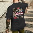 Questa Regina È Nata Nel Settembre 1976 Compleanno Di Settembre T-shirt da uomo con stampa posteriore Regalos para él