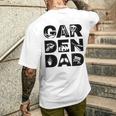 Uomo Giardino Papà Con Attrezzi Da Giardinaggio Per Giardinieri Piante Papà T-shirt da uomo con stampa posteriore Regalos para él