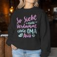 Oma Sprüche So Sieht Eineerdammt Coole Oma Aus Sweatshirt Frauen Lustige Geschenke